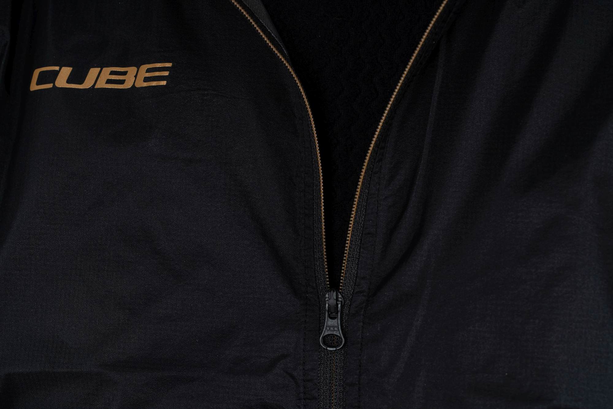 CUBE ATX BREAKER GILET BLACK - Image 4