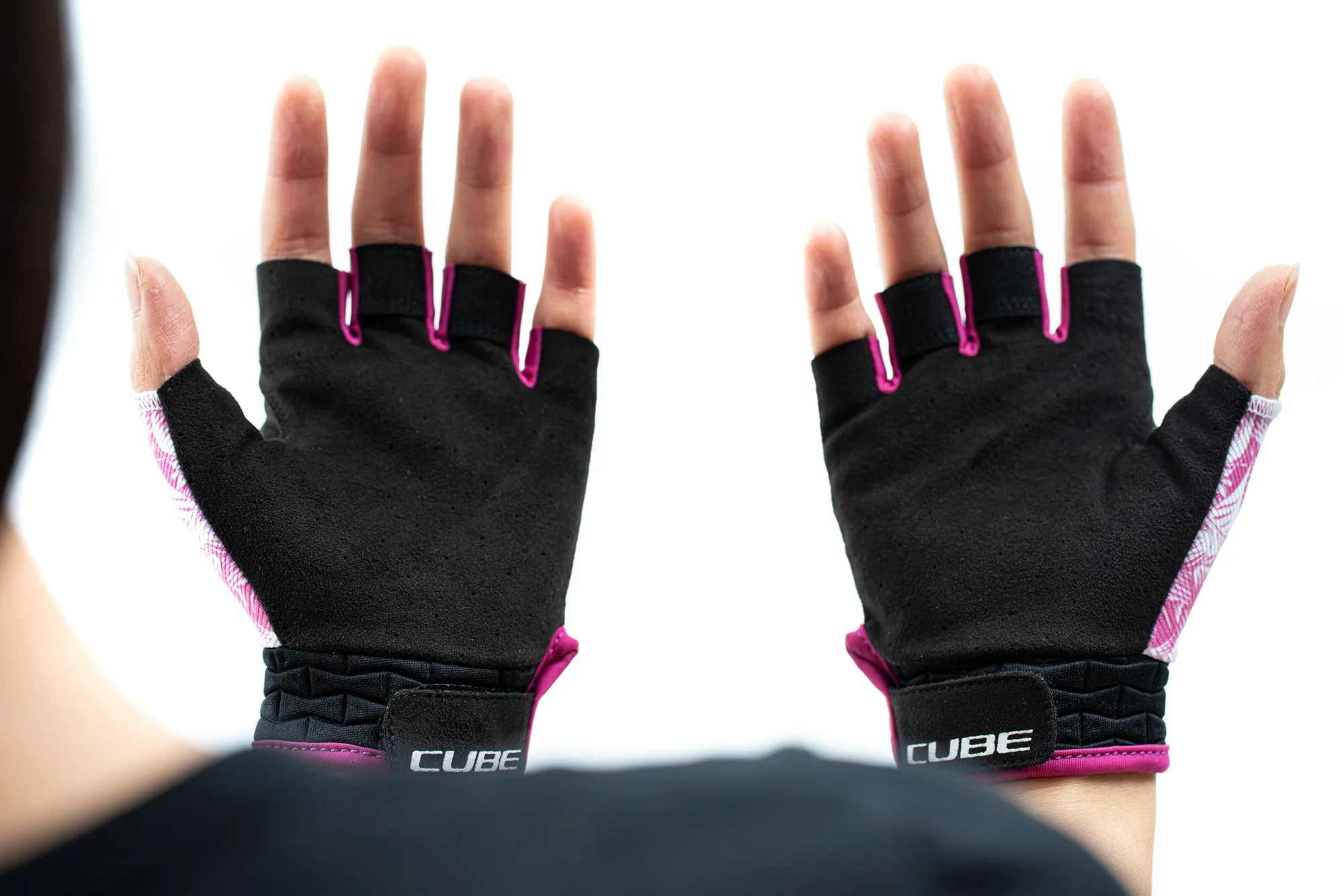 CUBE Gloves Performance Junior Short Finger Pink - Image 6