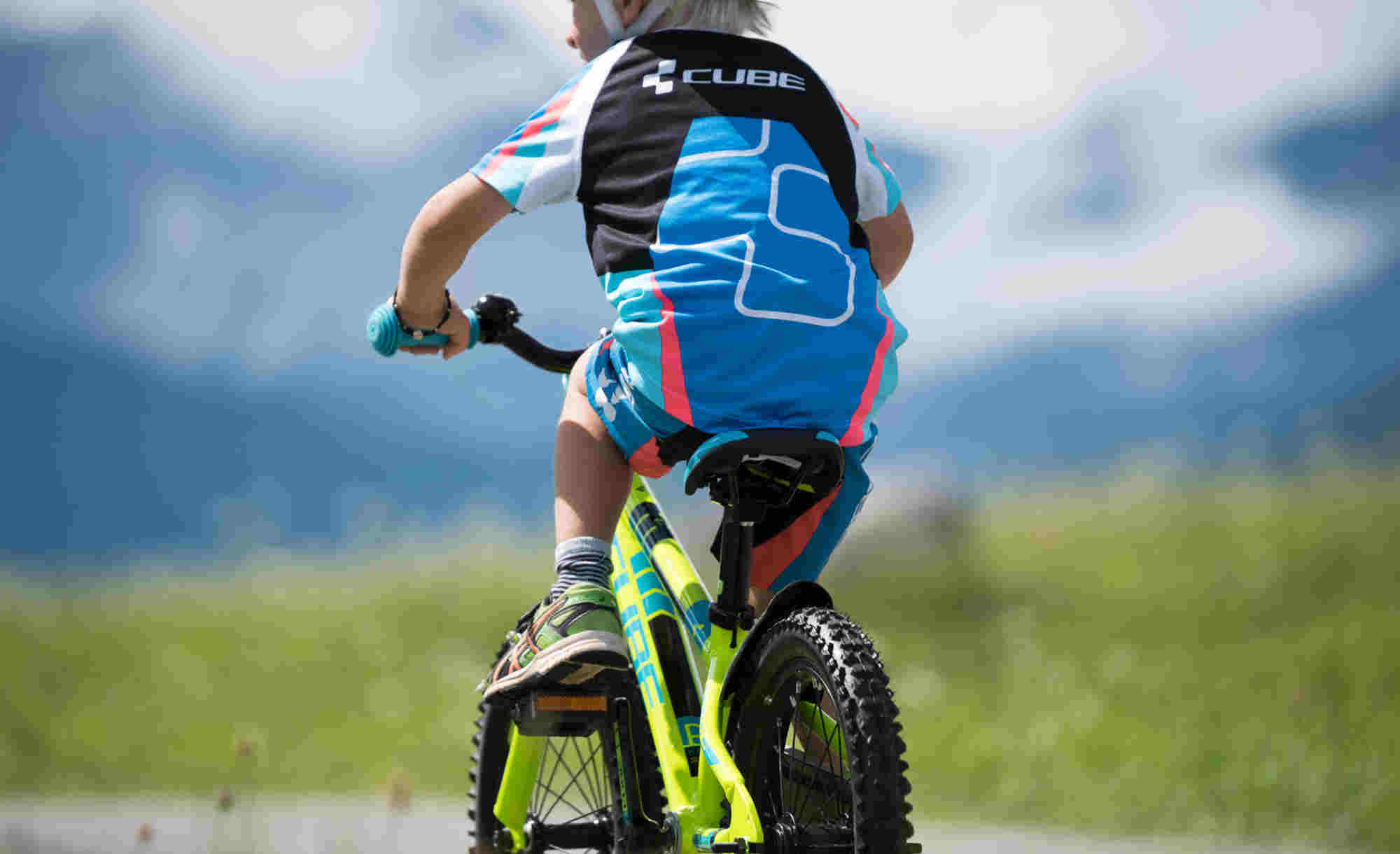 CUBE Junior Action Team Round-Neck Jersey S/S - Image 3