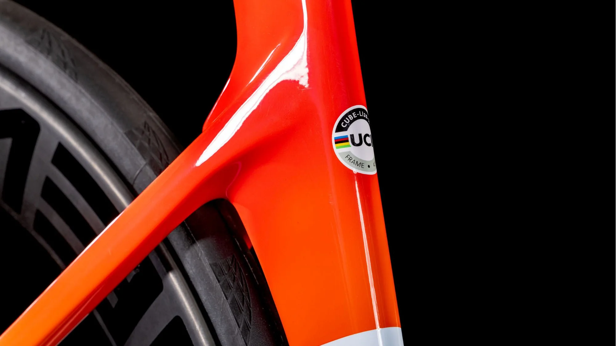 CUBE LITENING AERO C:68X RACE TEAMLINE - Image 6