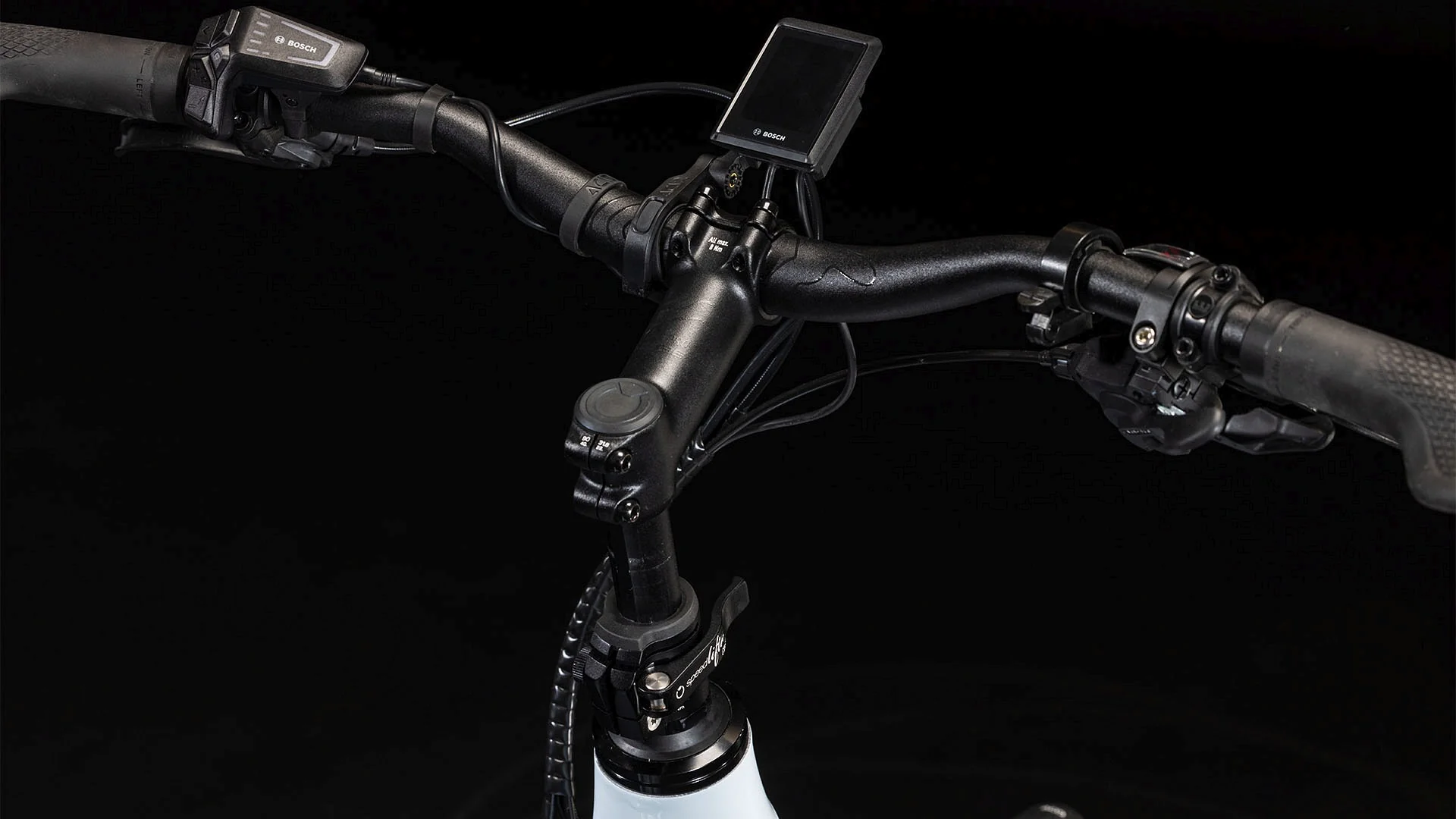 Cube Longtail Sport Hybrid 725 Flashwhite/Reflex - Image 9