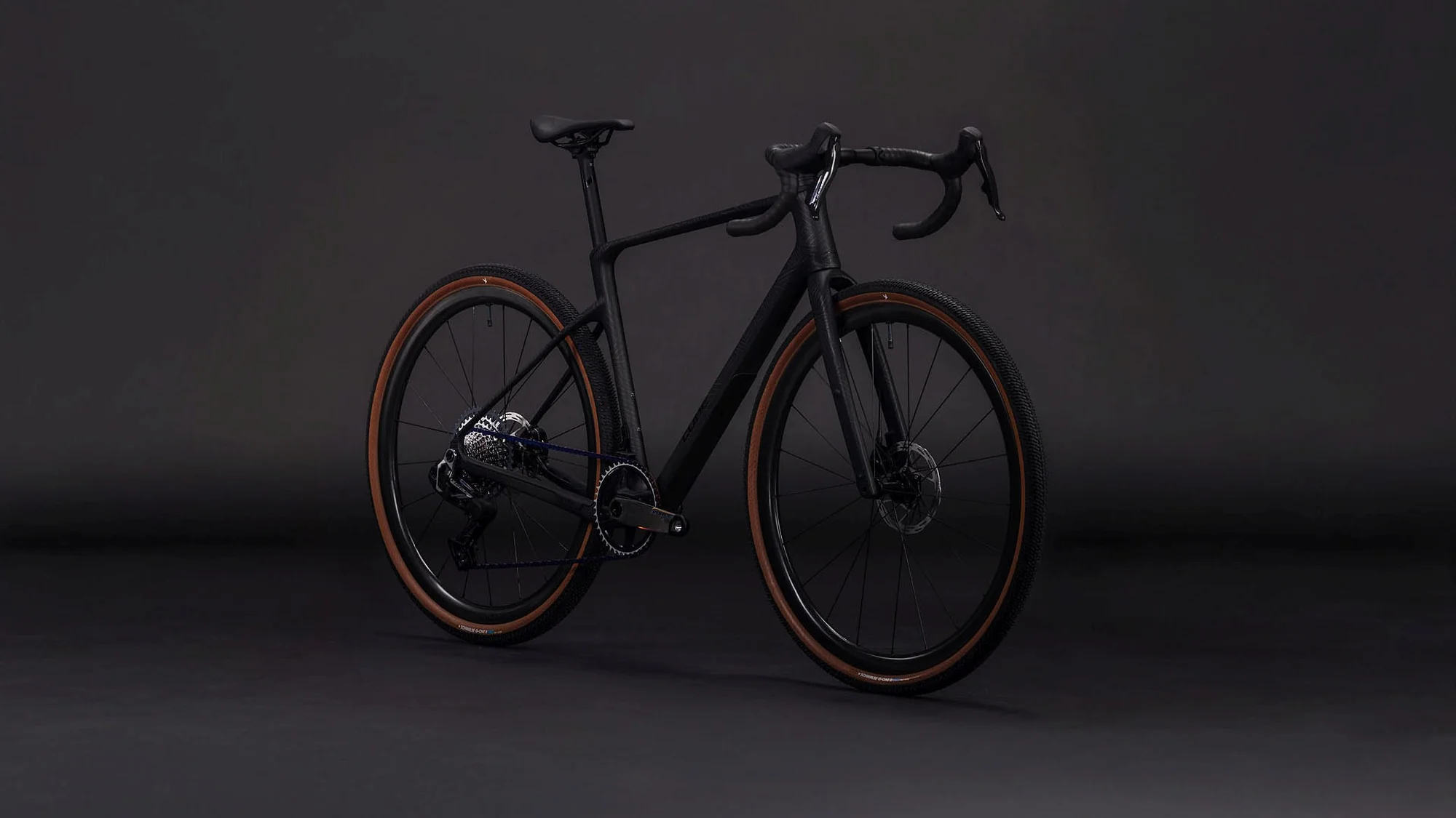 CUBE NUROAD C:62 EXC CARBON/CRISSCROSS - Image 12