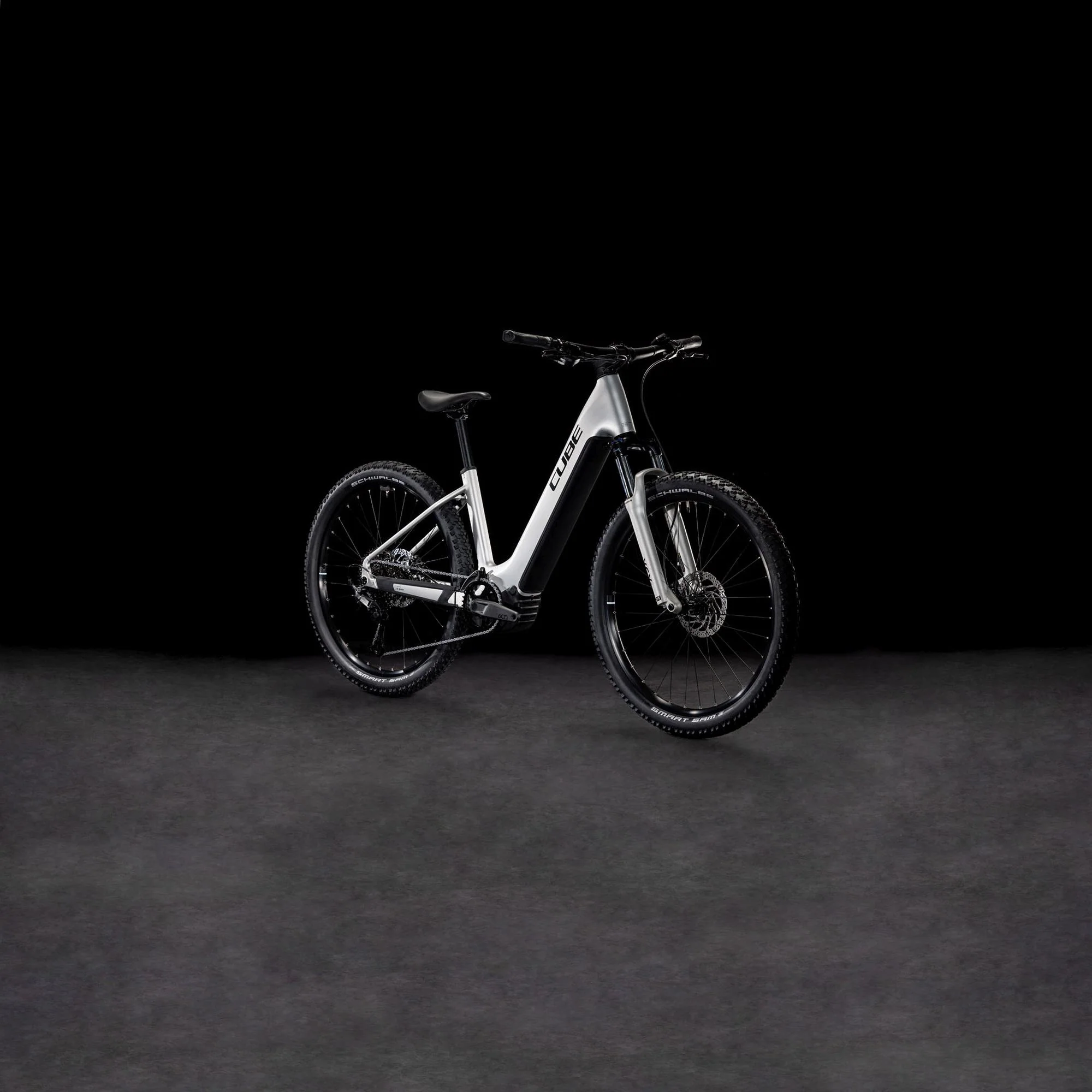 CUBE REACTION HYBRID ONE 800 SILVER/BLACK - Image 14