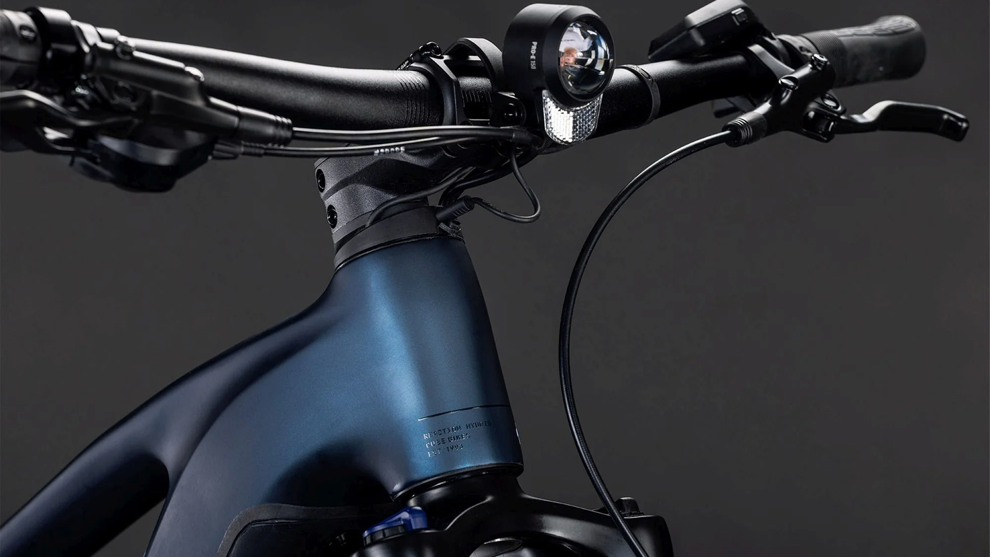 CUBE REACTION HYBRID PERFORMANCE 600 FE INDIGOBLUE/REFLEX - Image 6