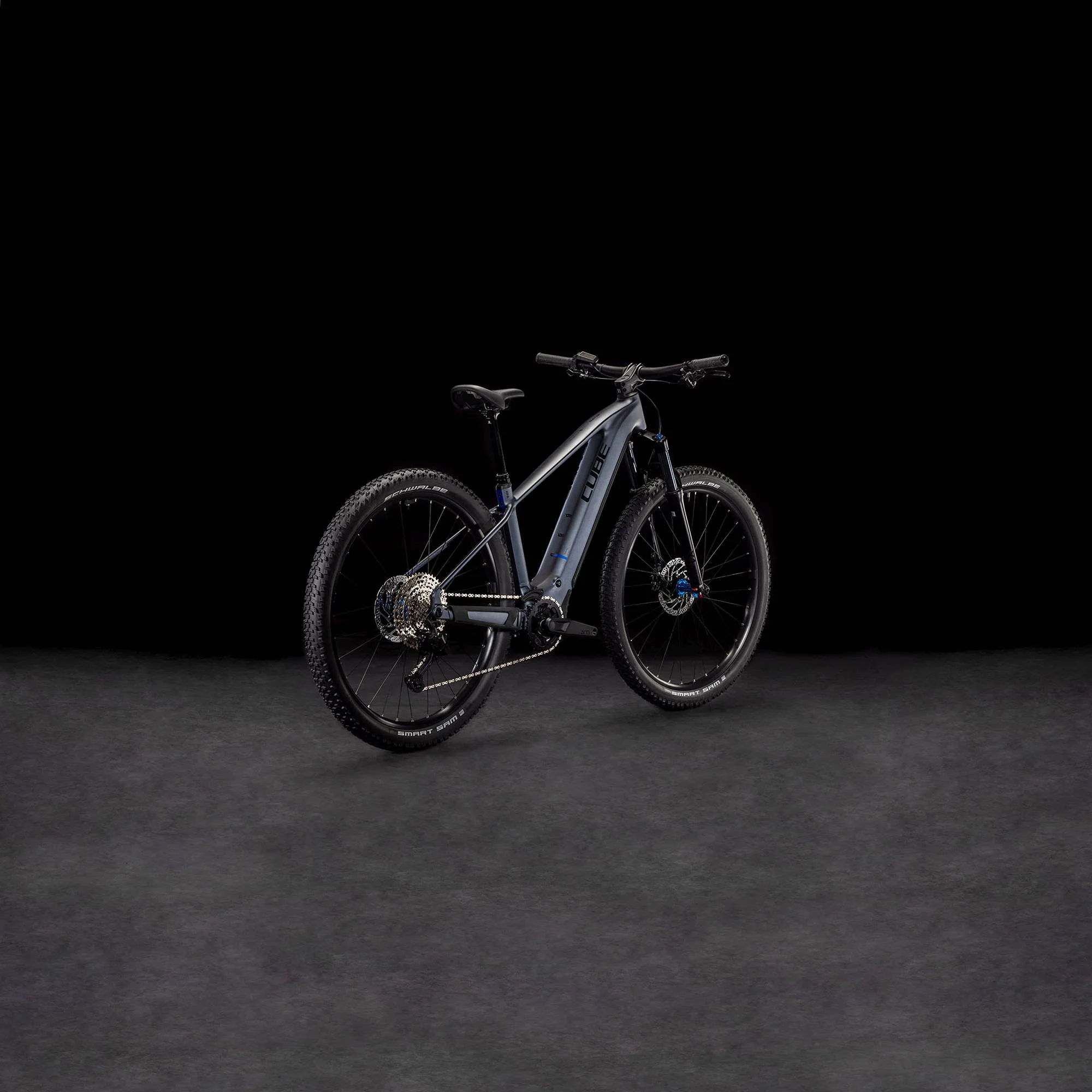 CUBE REACTION HYBRID PRO 600 METALLICGREY/BLACK - Image 7