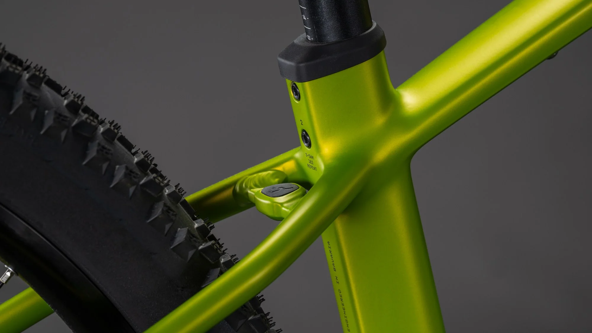CUBE REACTION HYBRID RACE 800 LIZARD/BLACK - Image 6