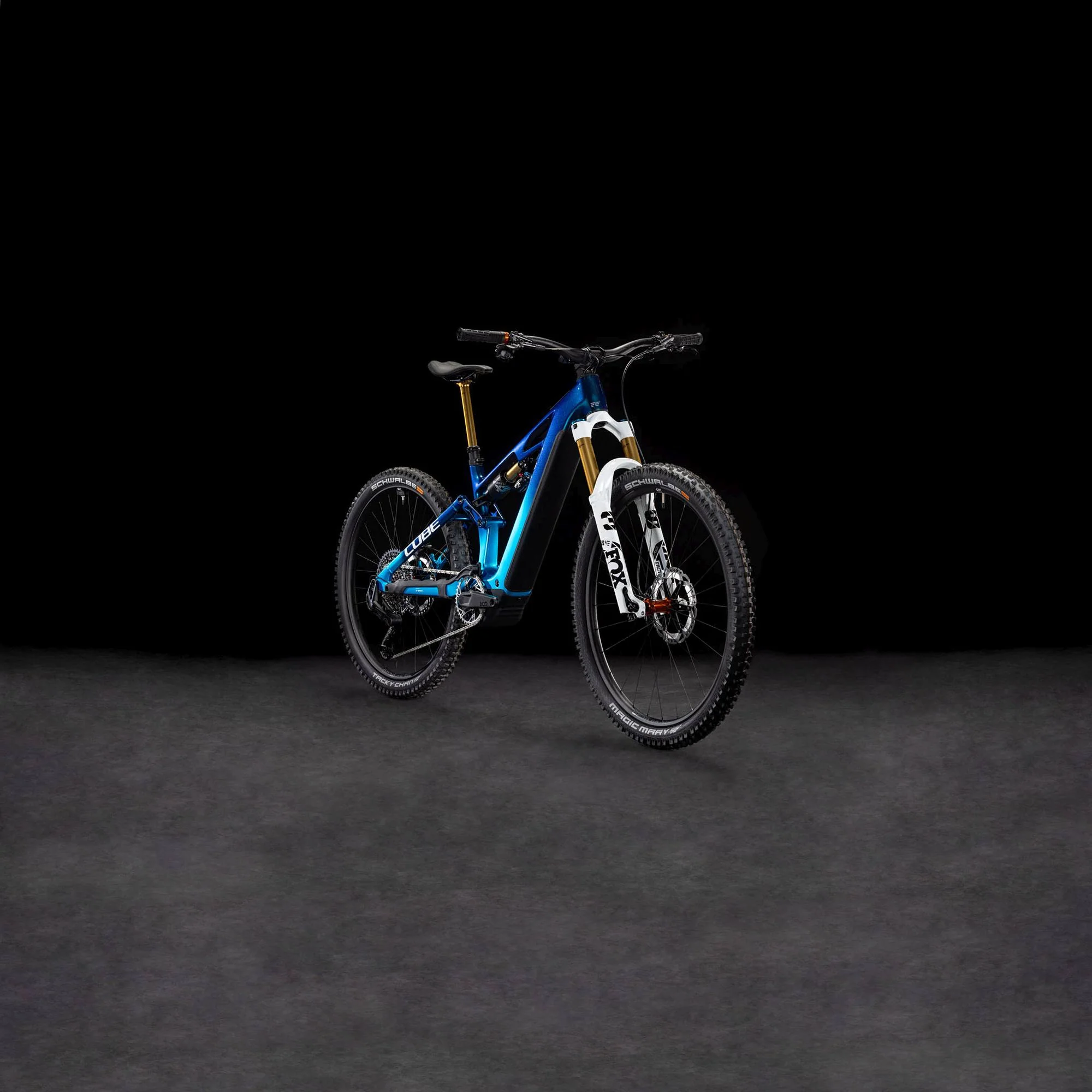 CUBE STEREO HYBRID ONE77 HPC AT 800 ACTIONTEAM - Image 7