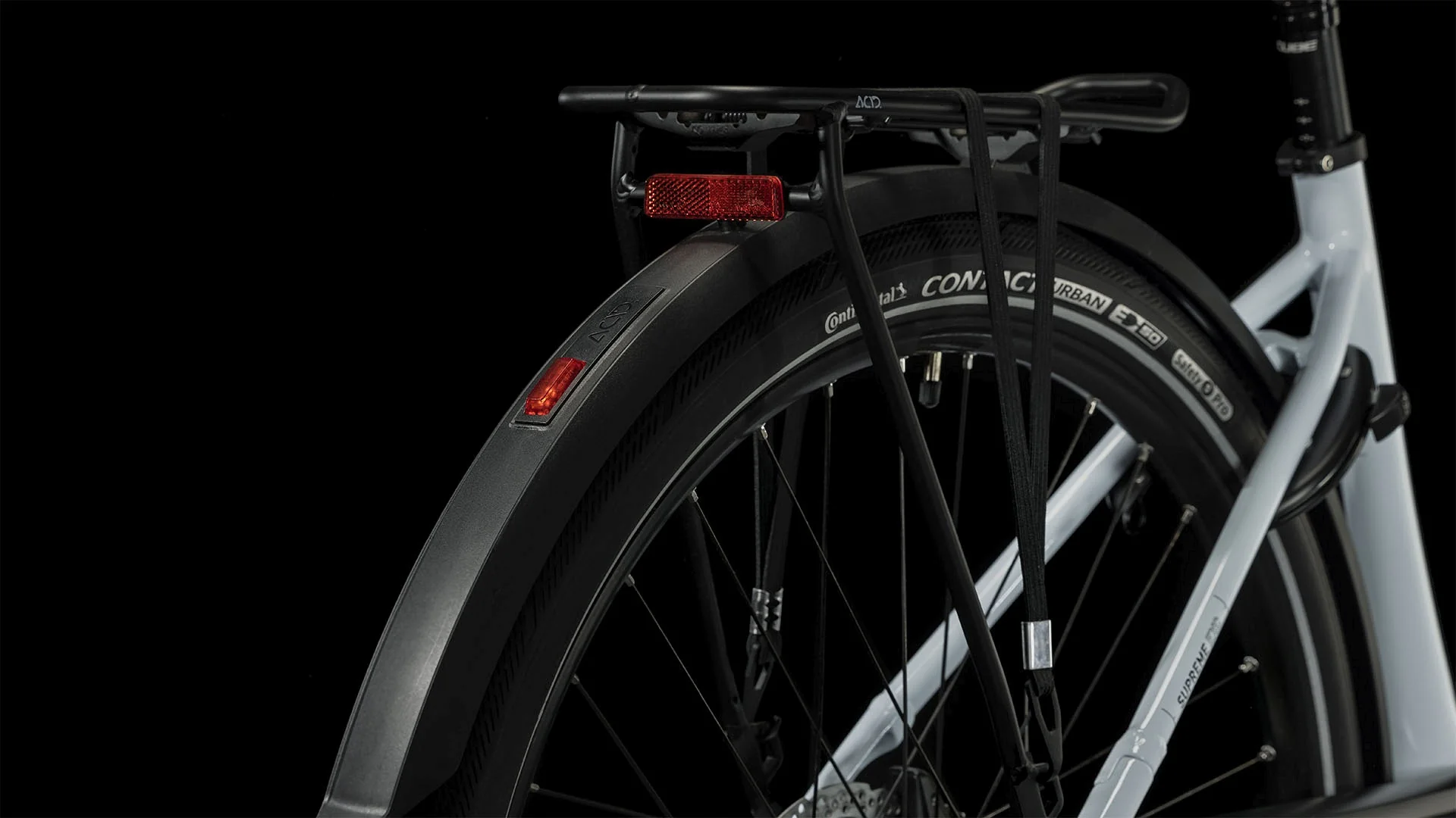 CUBE SUPREME HYBRID EXC 625 FLASHWITE/BLACK - Image 14