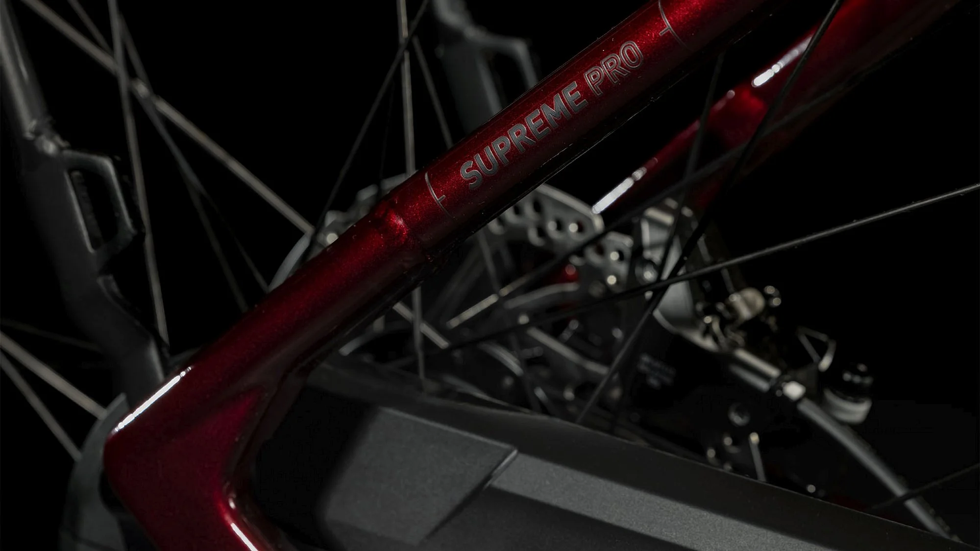 CUBE SUPREME HYBRID PRO 500 RED/BLACK - Image 6