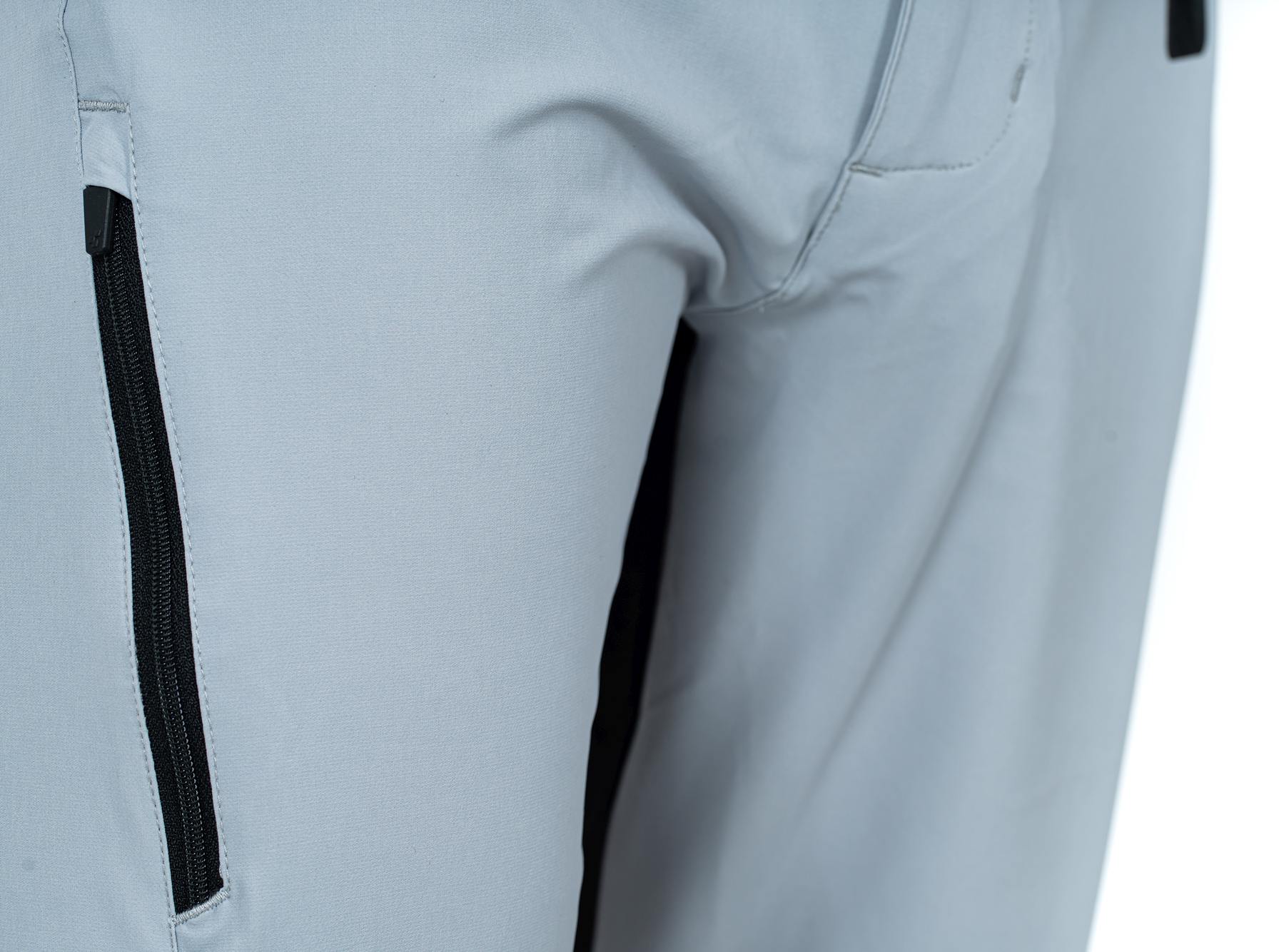 CUBE Teamline Baggy Shorts Grey/Black - Image 4
