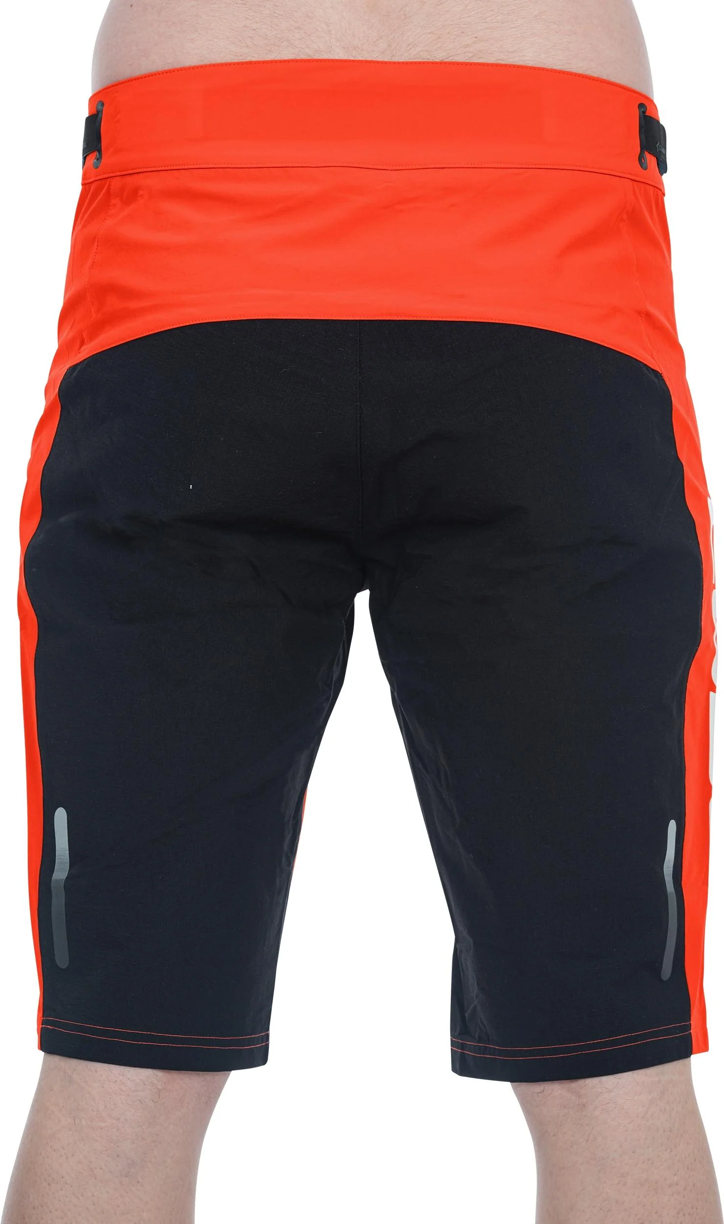 CUBE Teamline Baggy Shorts Red - Image 2