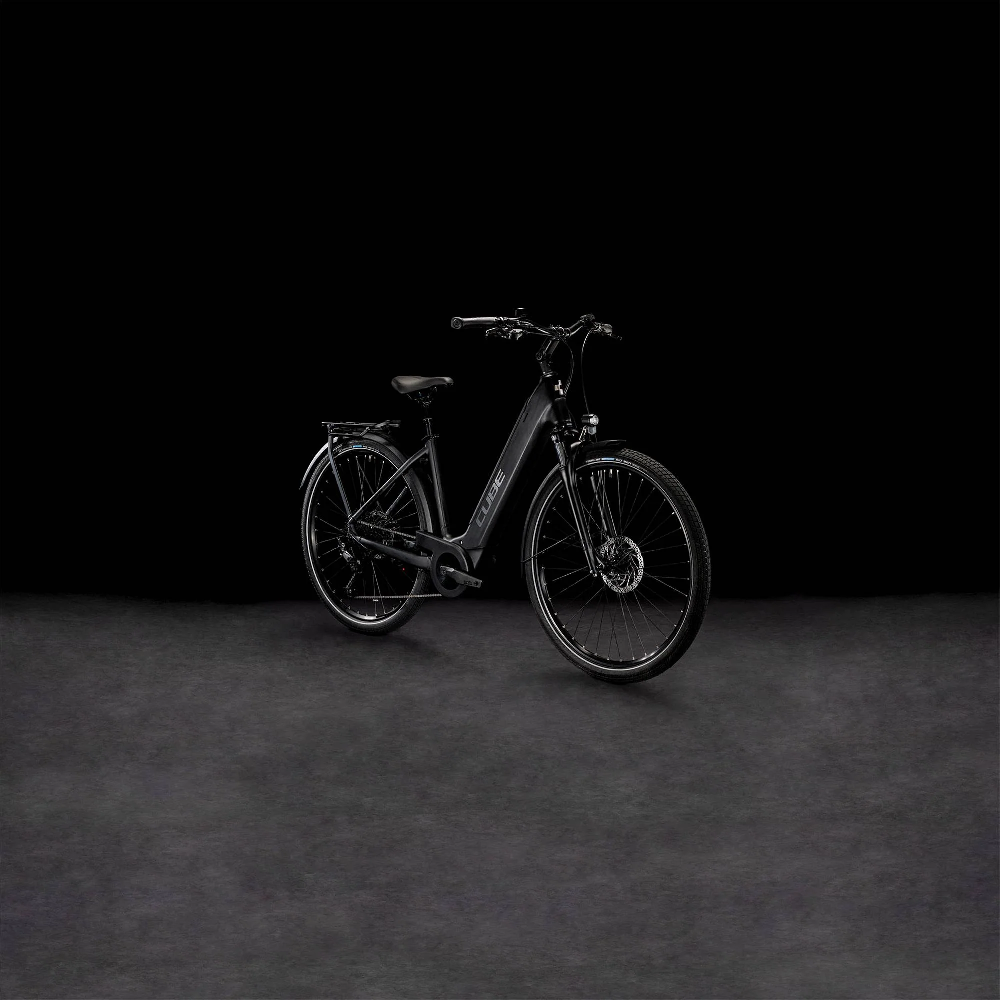 CUBE TOURING HYBRID PRO 625 BLACK/METAL - Image 15