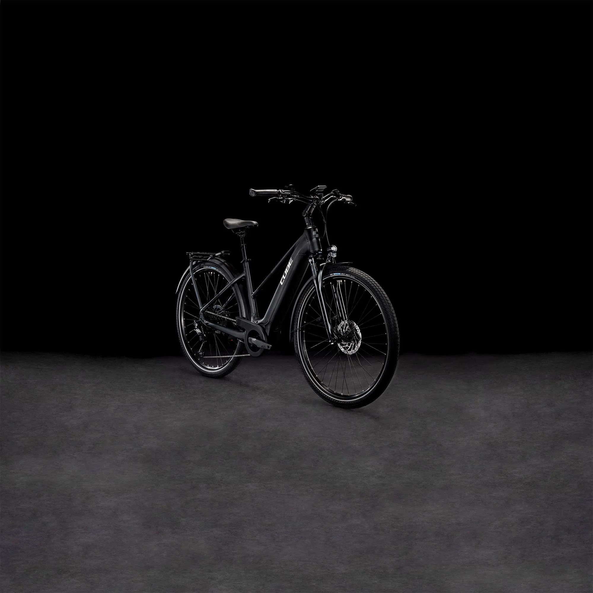 CUBE TOURING HYBRID PRO 625 BLACK/METAL - Image 20