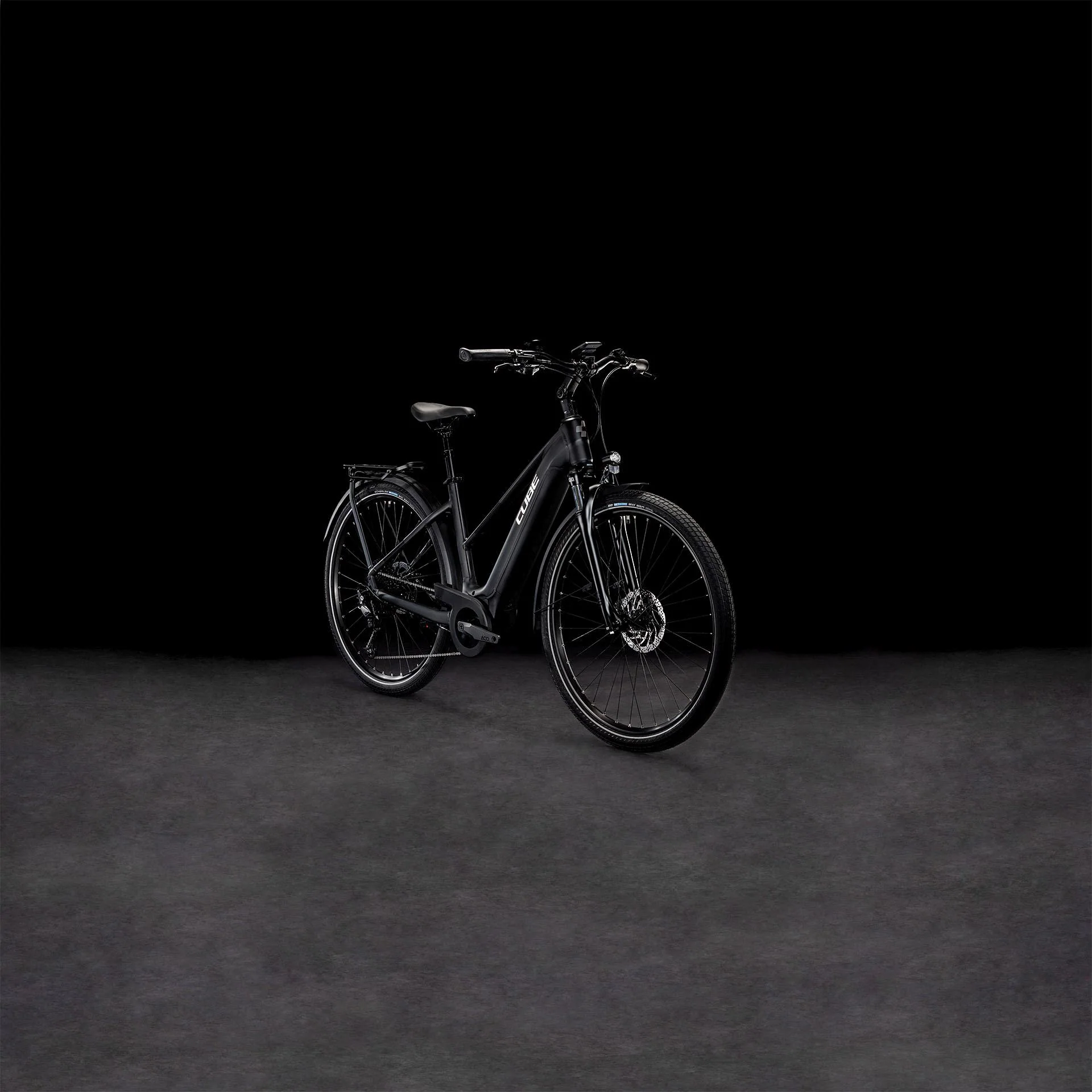 CUBE TOURING HYBRID PRO 625 BLACK/METAL - Image 14