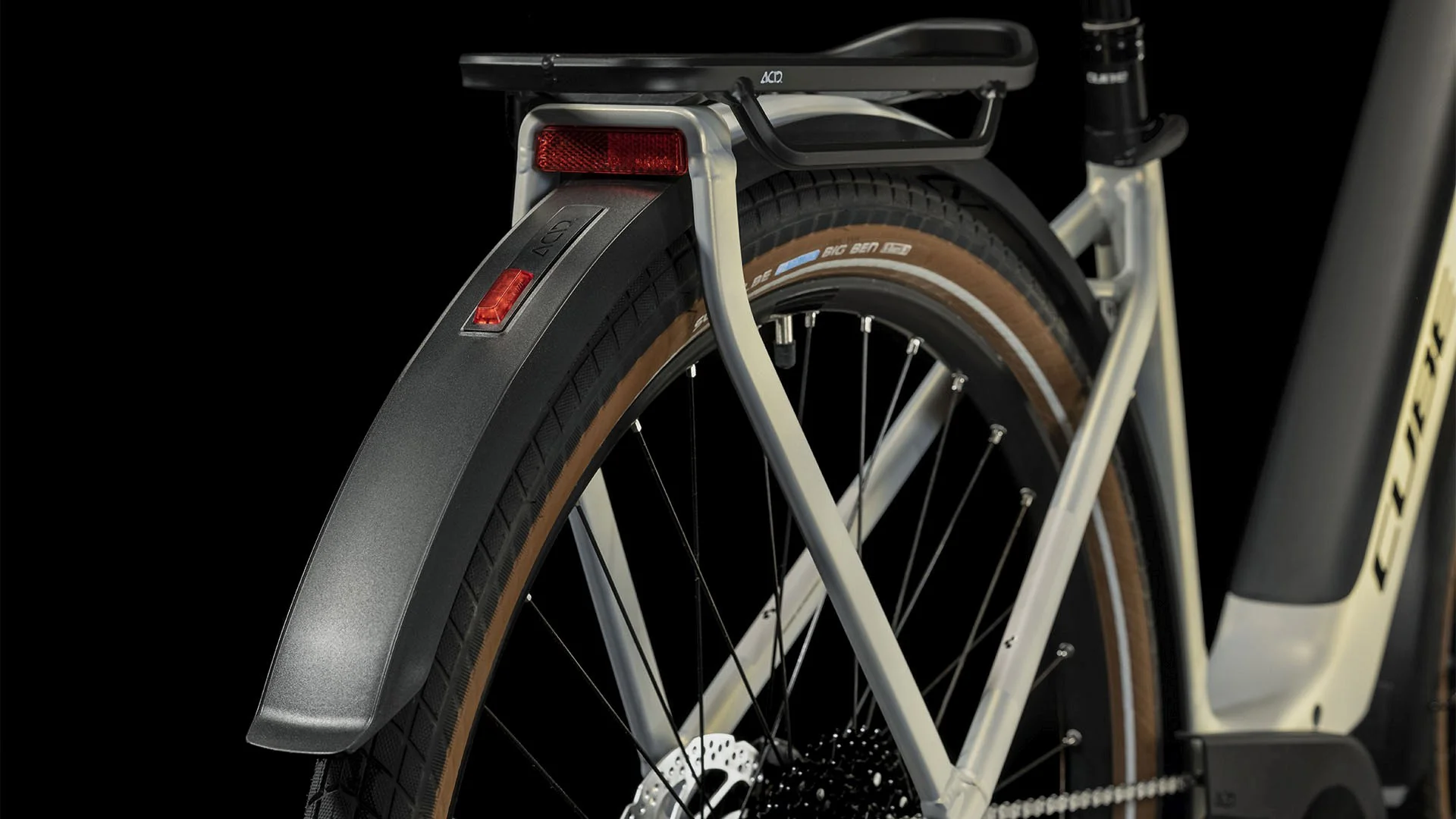 CUBE TOURING HYBRID PRO 625 PEARLYSILVER - Image 17